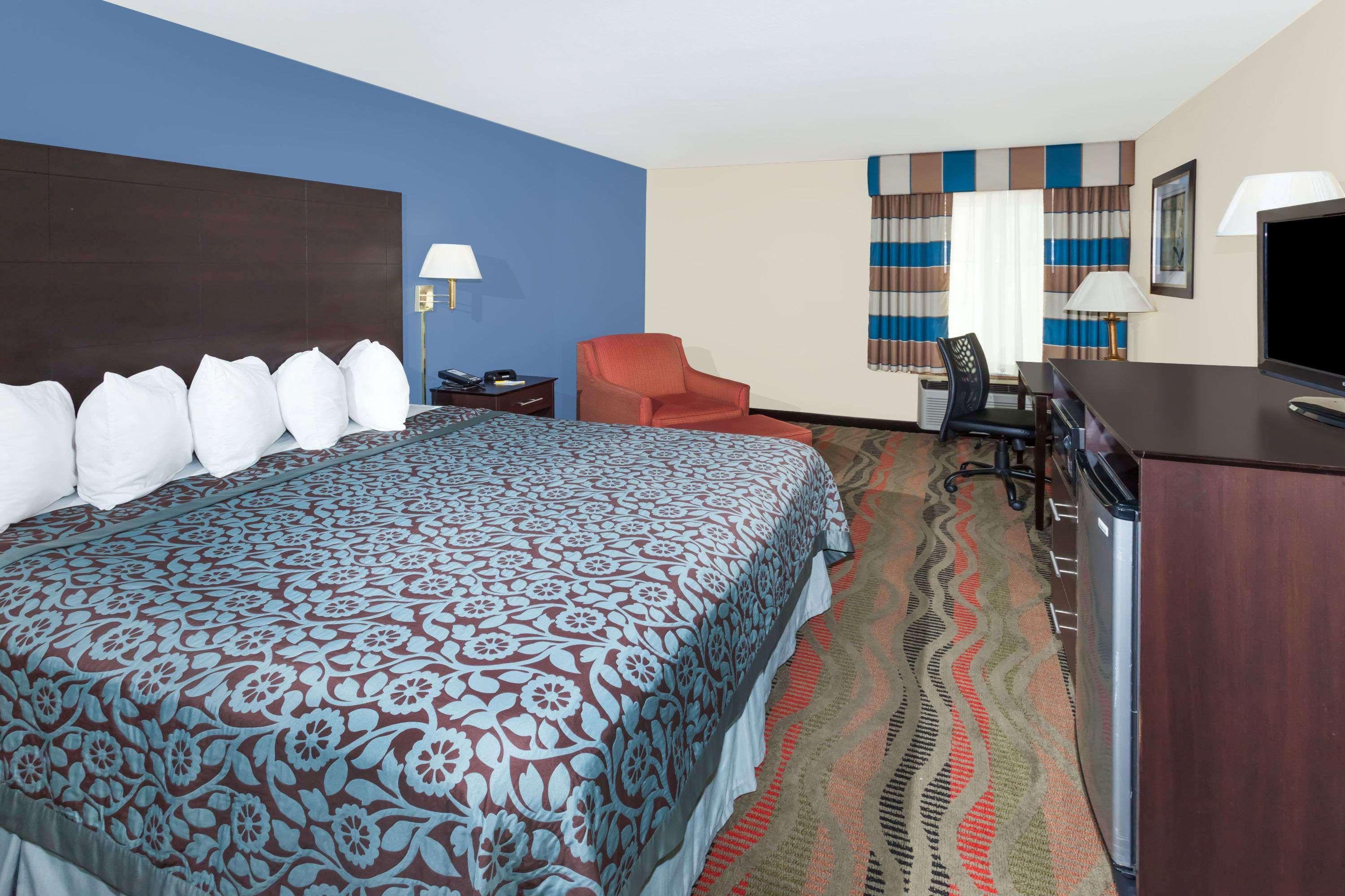 Days Inn By Wyndham Springfield Kültér fotó